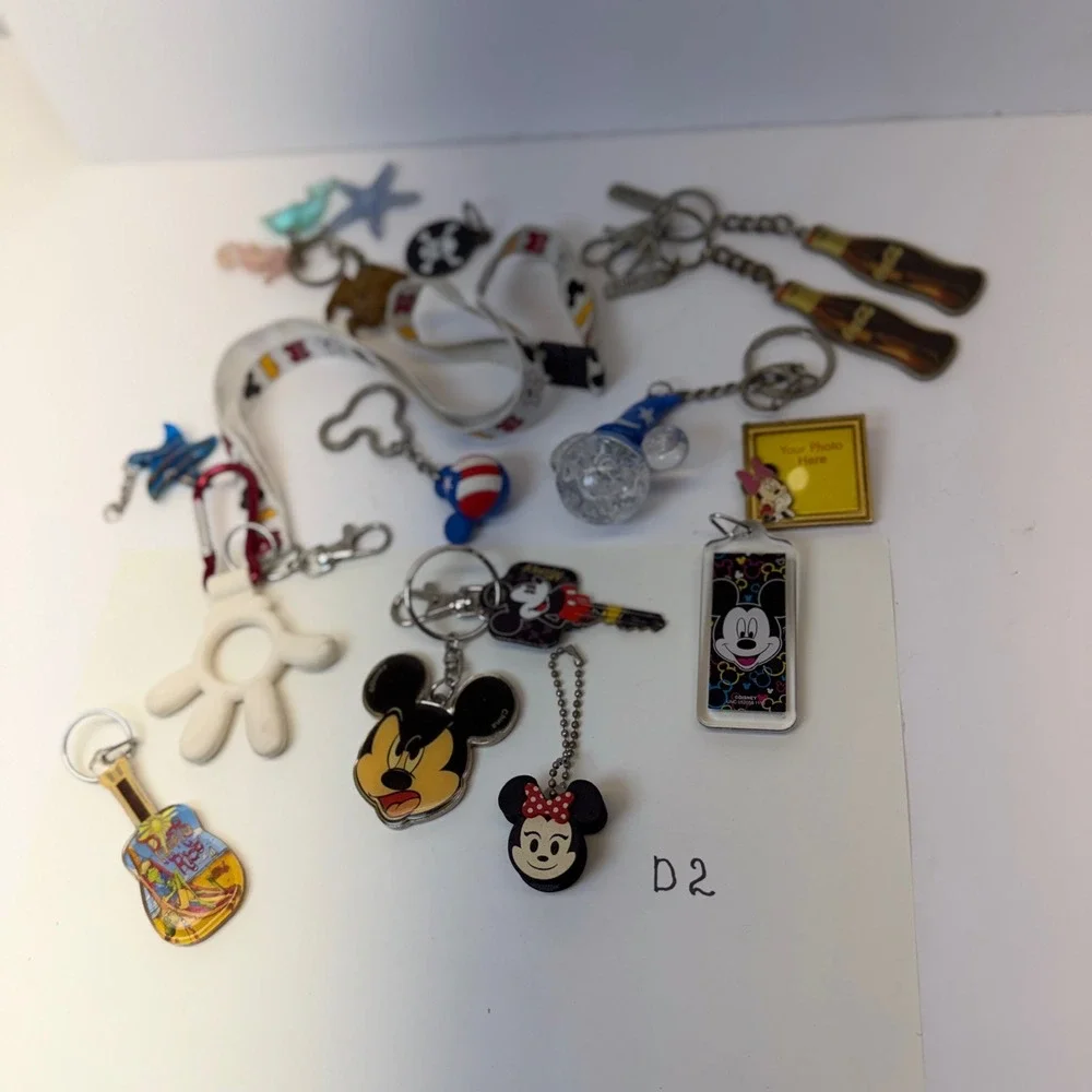 Disney Mickey Minnie Lot 17 pcs Keychains Lanyard‎ Coca-Cola Atlanta Photo Frame